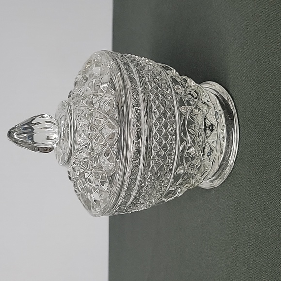 Clear Pressed Glass Sugar Bowl With Lid 5¼" High. - Picture 1 of 11